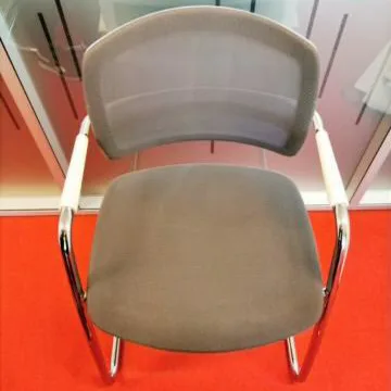 Après — Chaise en tissu