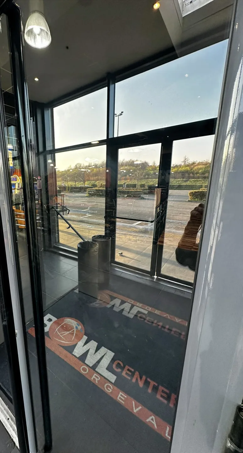 Avant — Vitrage de porte d’entrée