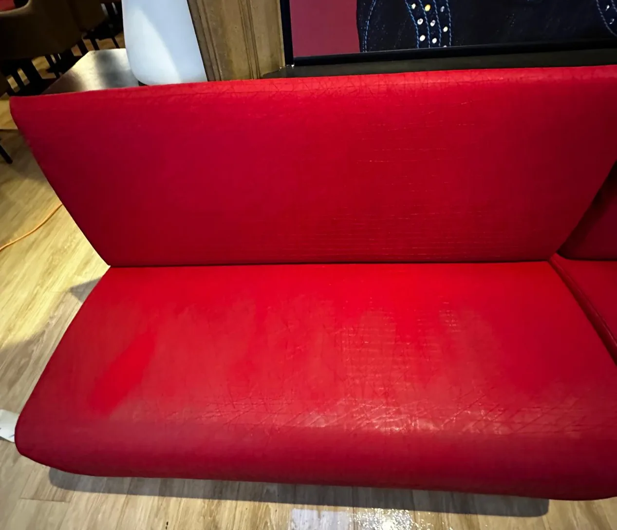 Nettoyage de mobilier en cuir
